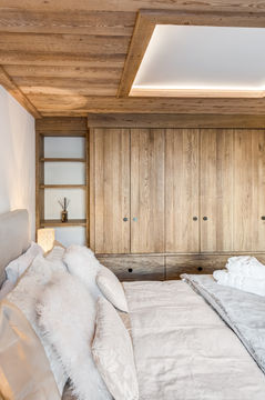 Oak brushed furniture_1.jpg
