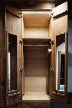 Oak brushed furniture_8.jpg
