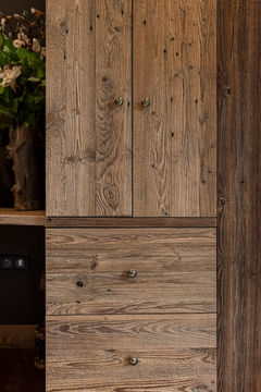 Reclaimed timber furniture_08.jpg